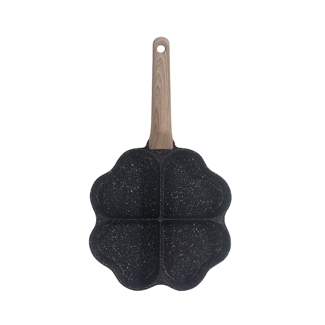 Heart Shaped 4 Cup Non Stick Egg Pan
