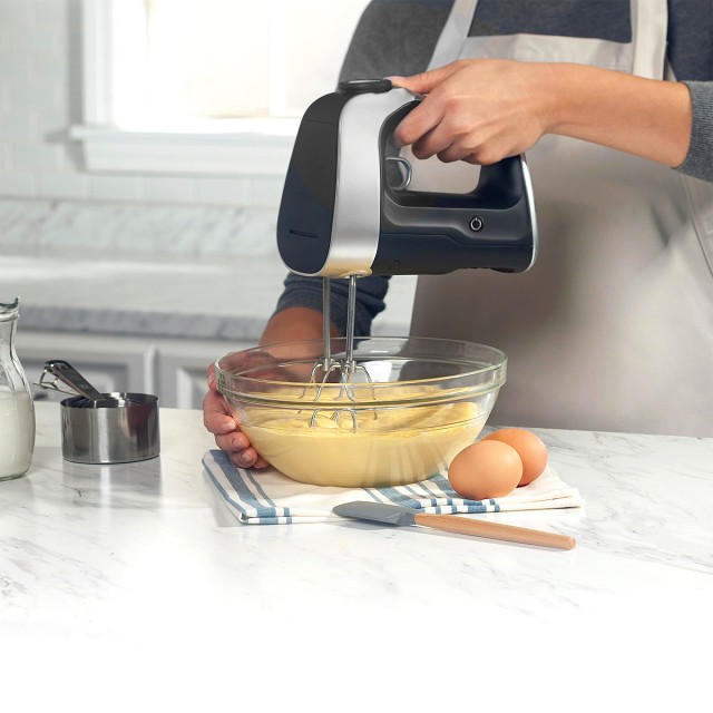 Powerful Cordless Hand Mixer