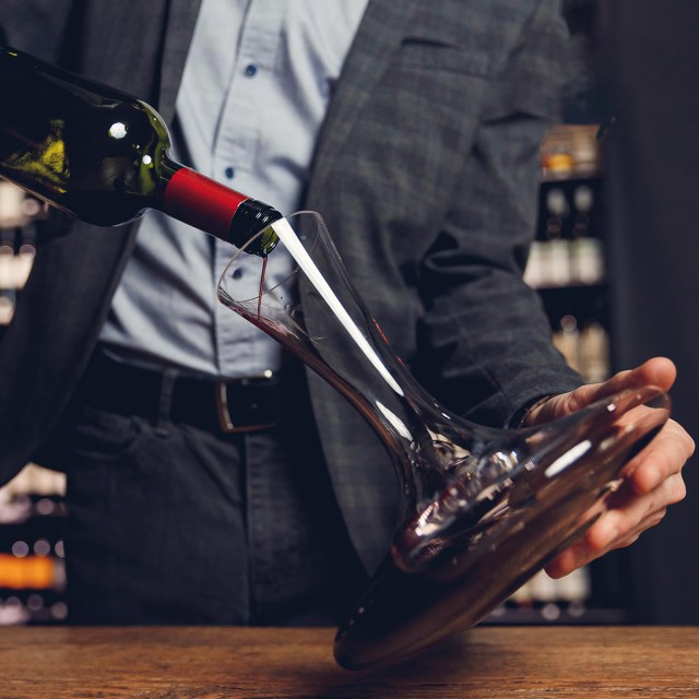 Large Wide Base Decanter