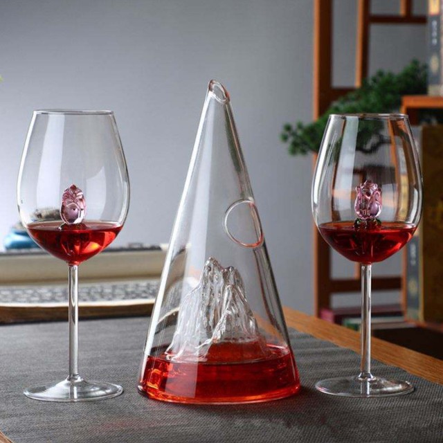 Iceberg Inspired Triangular Pyramid Wine Decanter