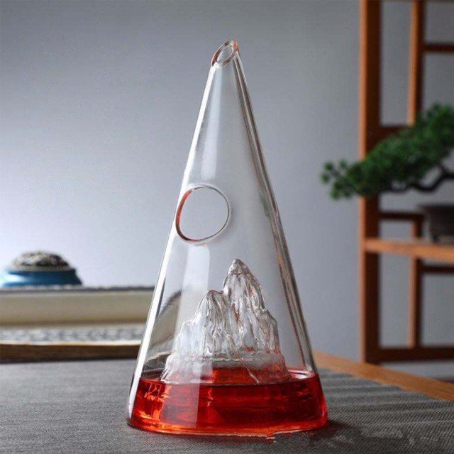 Iceberg Inspired Triangular Pyramid Wine Decanter