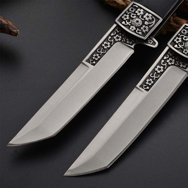 Multifunctional Embossed Fruit Knife